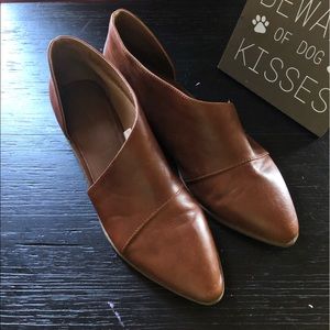 Women's Size 9 Fall Bootie/Slip On Brown